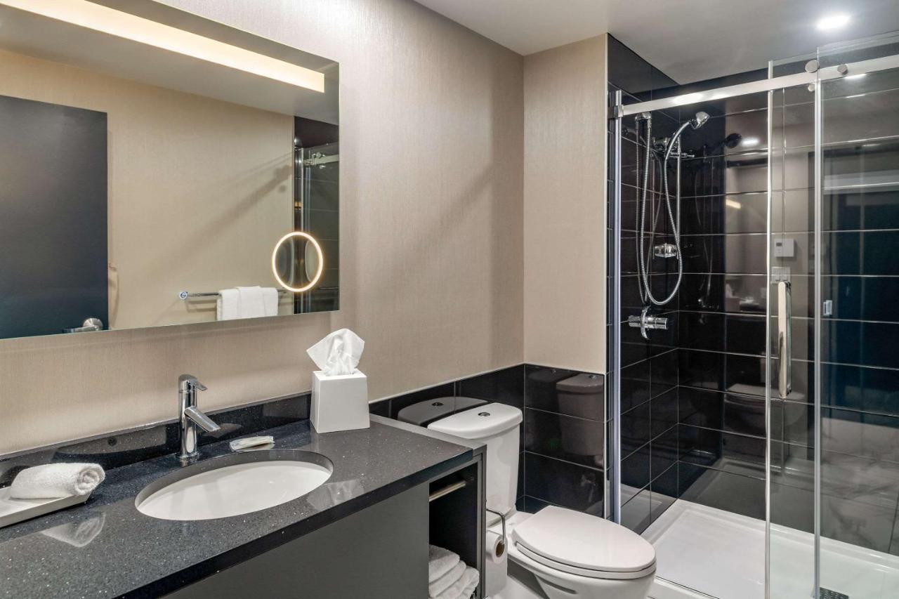 Quality Inn & Suites Mont-Joli Bagian luar foto